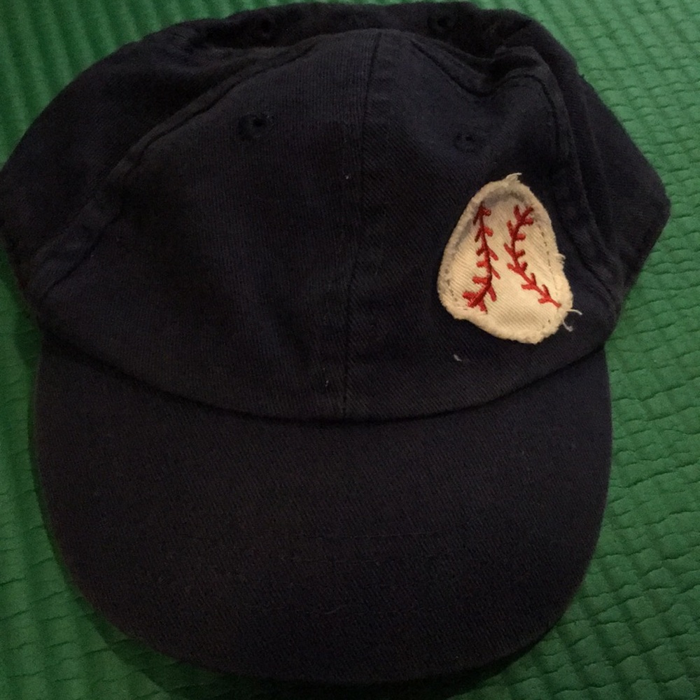 Baby 0-9 months baseball cap.